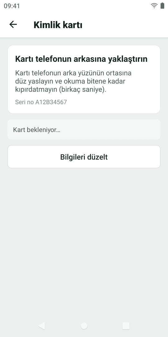 Kimlik kartı ekranı: kartı telefonun arkasına yaklaştırın; kart bekleniyor.